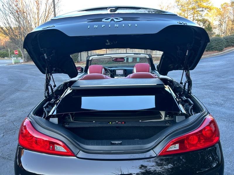 Infiniti G Convertible  2013