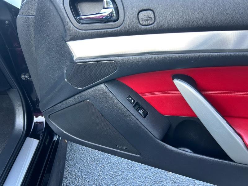 Infiniti G Convertible  2013