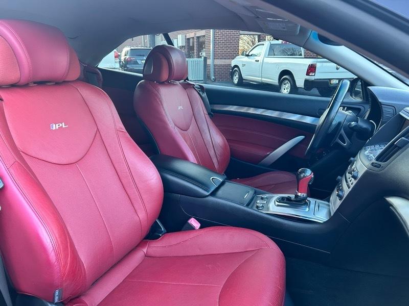 Infiniti G Convertible  2013