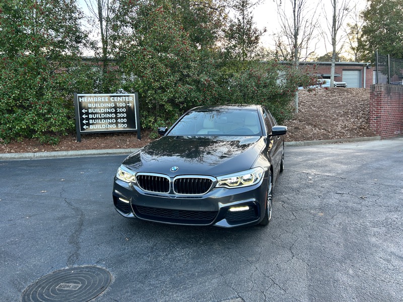 BMW 5-Series 540i 2019