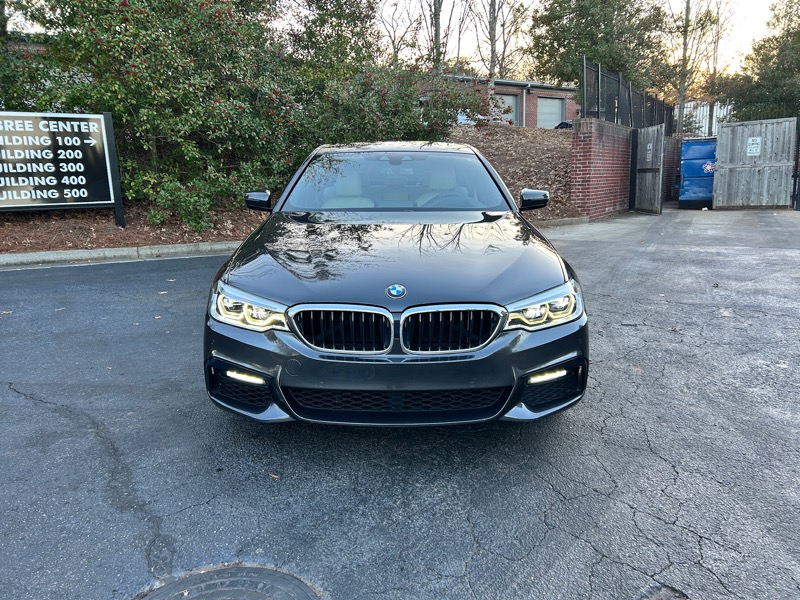 BMW 5-Series 540i 2019