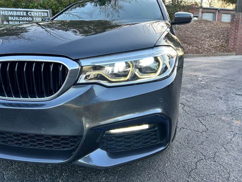 BMW 5-Series 540i 2019