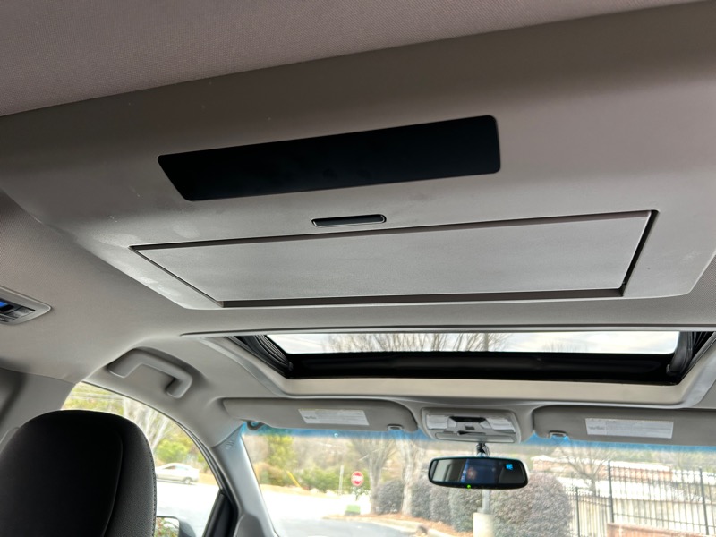 Toyota Sienna SE Premium FWD 8-Passenger V6 2016