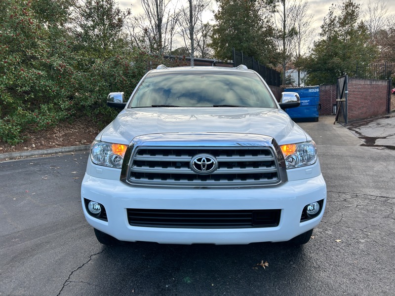 Toyota Sequoia Plantium 4WD 2015