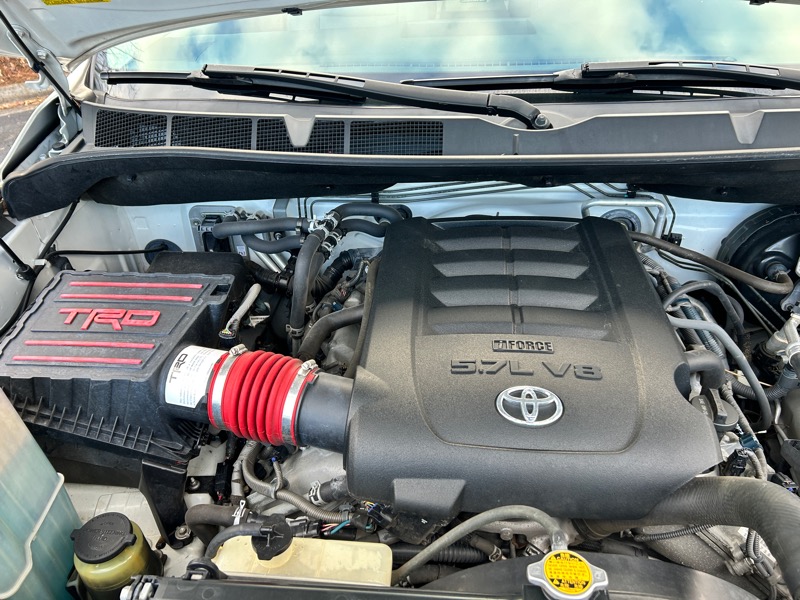 Toyota Sequoia Plantium 4WD 2015