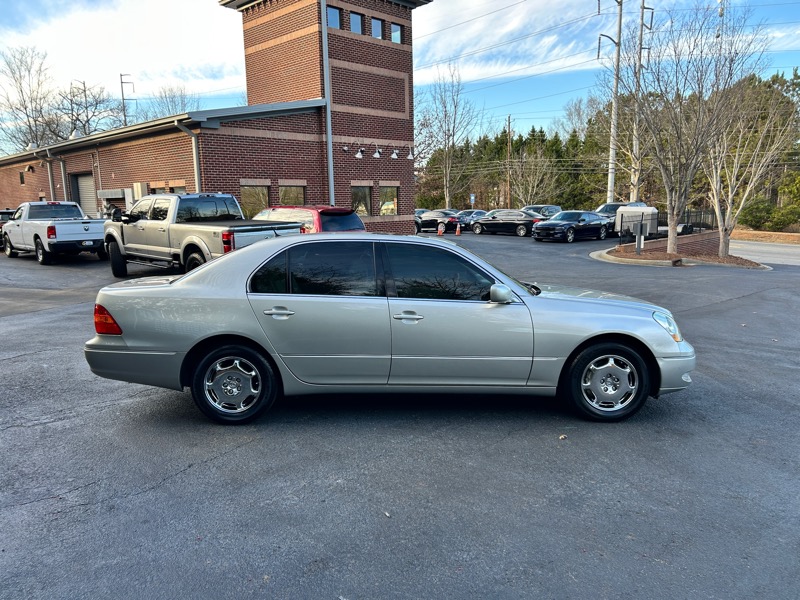 Lexus LS 430 Sedan 2001