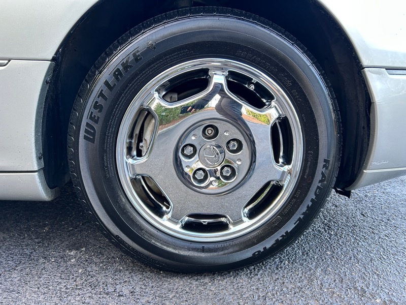 Lexus LS 430 Sedan 2001