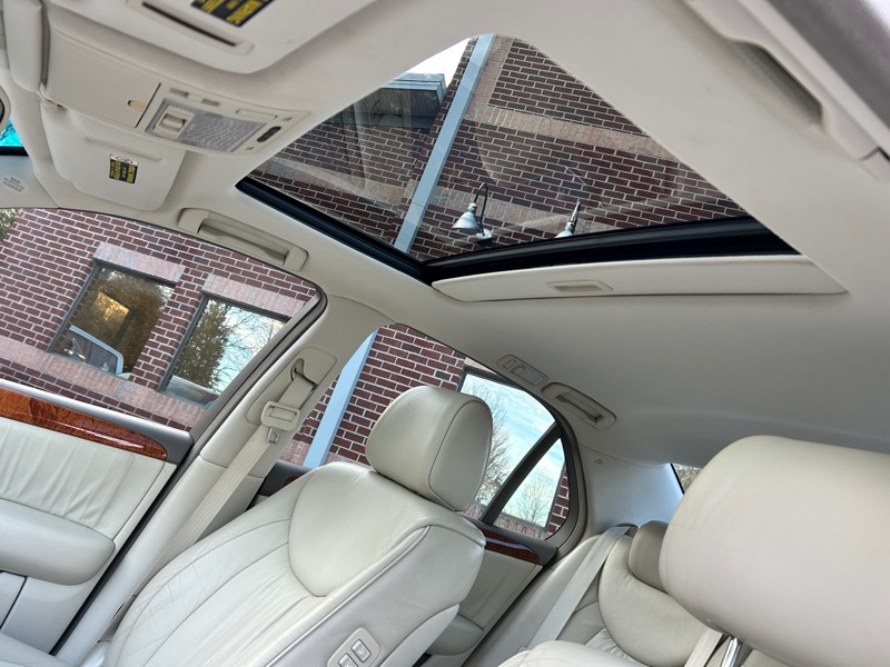 Lexus LS 430 Sedan 2001