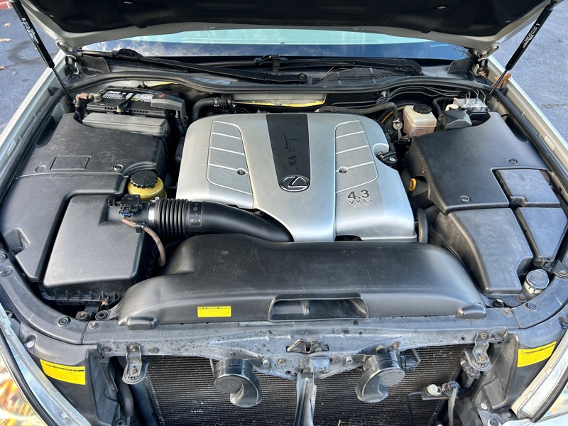 Lexus LS 430 Sedan 2001