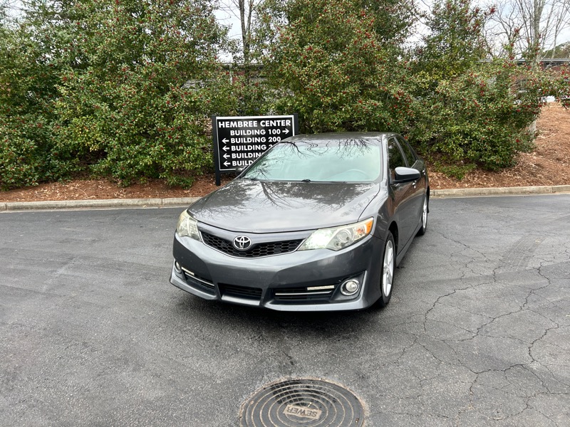 Toyota Camry SE 2014