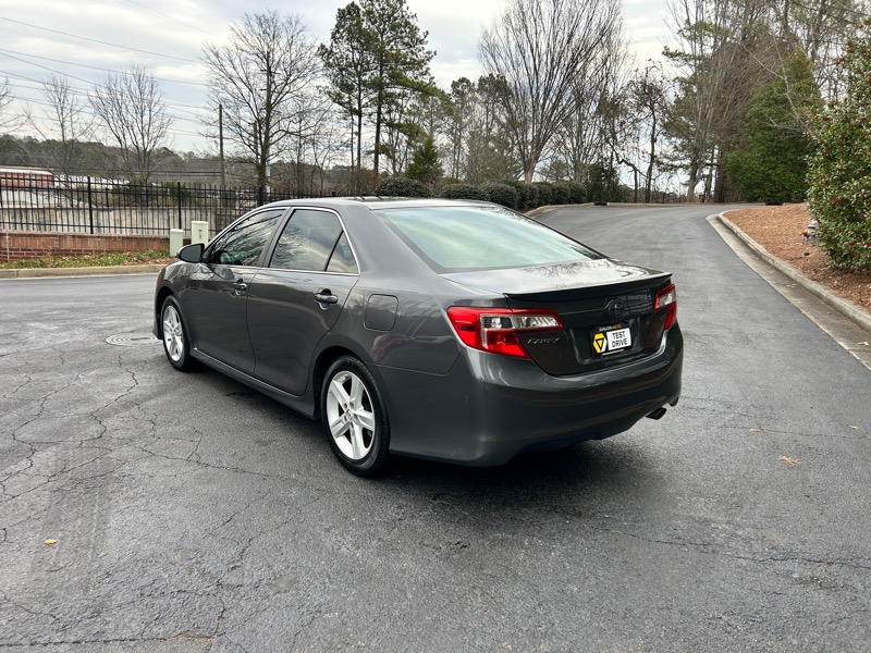 Toyota Camry SE 2014