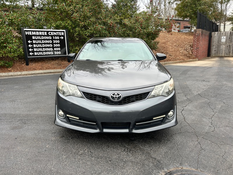 Toyota Camry SE 2014