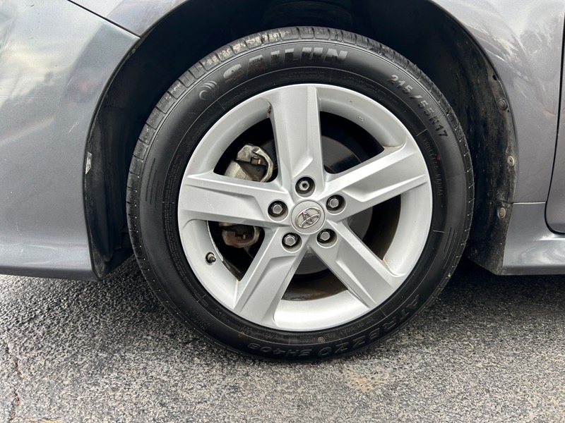 Toyota Camry SE 2014