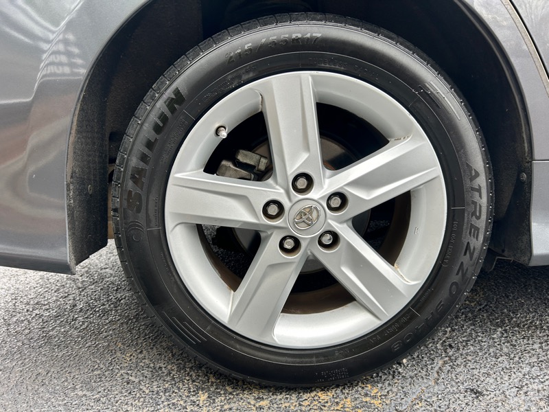 Toyota Camry SE 2014