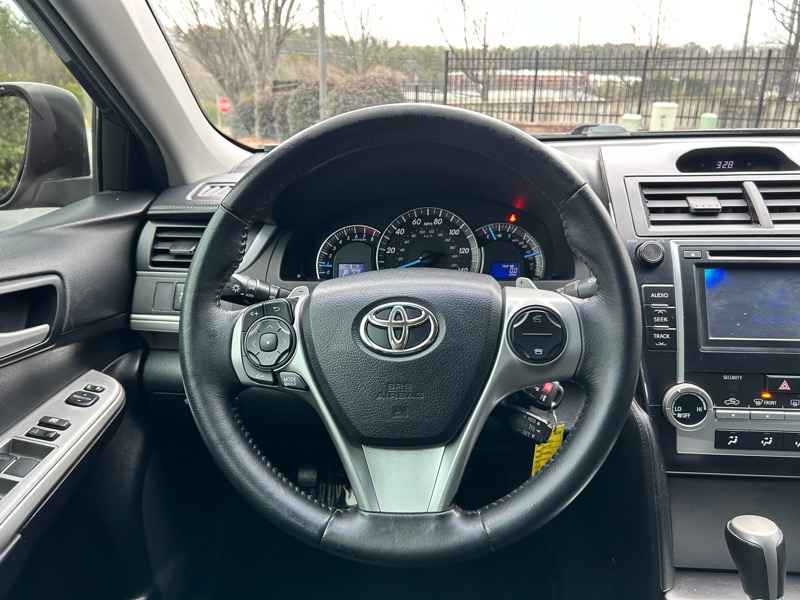 Toyota Camry SE 2014