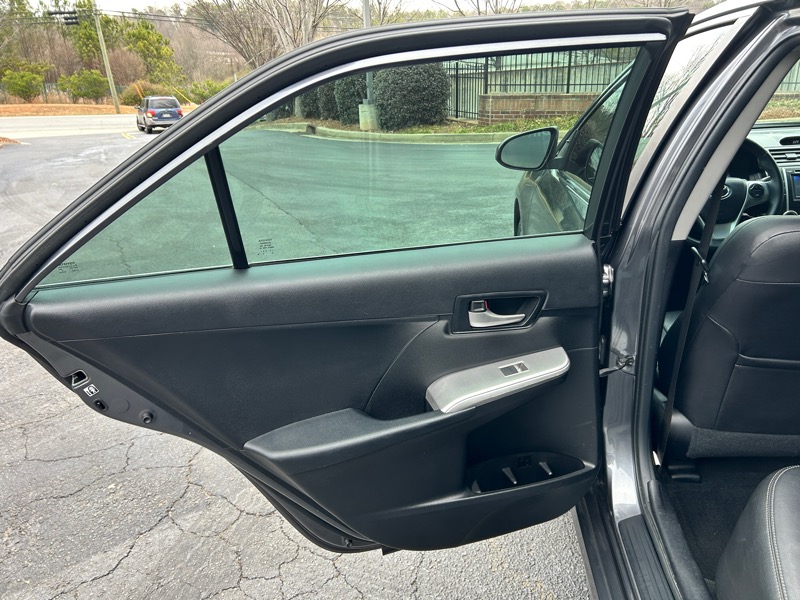 Toyota Camry SE 2014