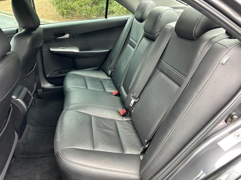 Toyota Camry SE 2014