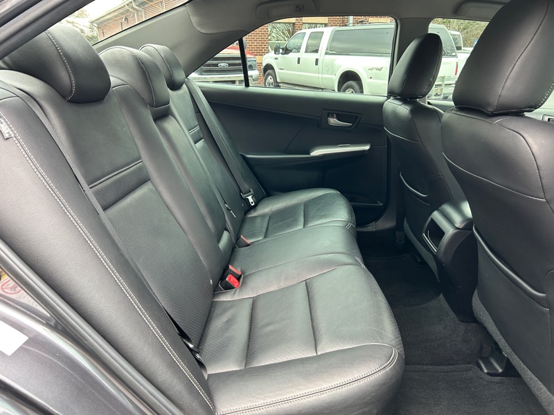 Toyota Camry SE 2014