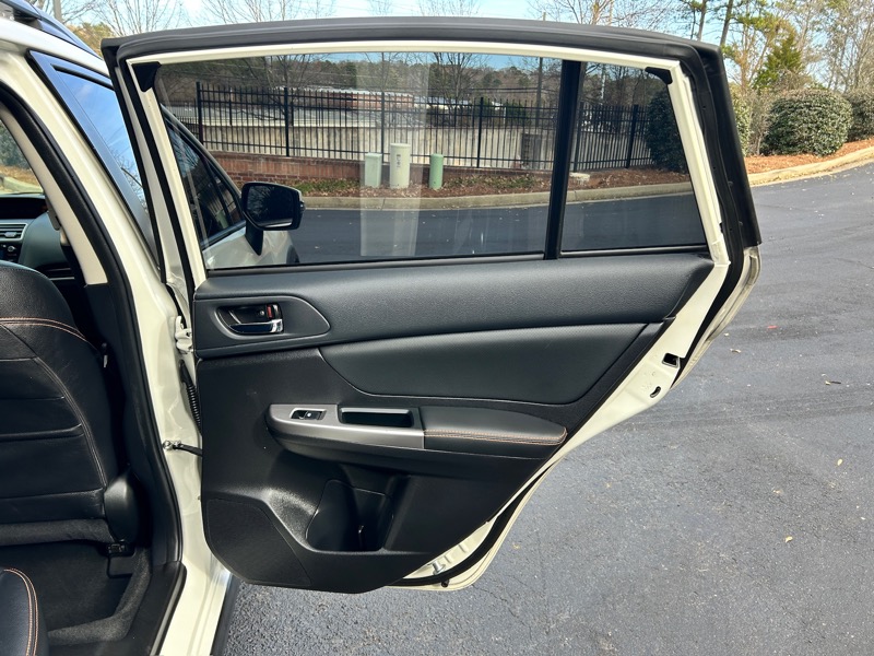 Subaru Crosstrek 2.0i Limited PZEV CVT 2017