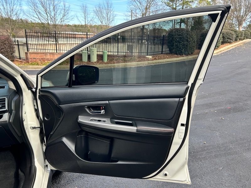 Subaru Crosstrek 2.0i Limited PZEV CVT 2017