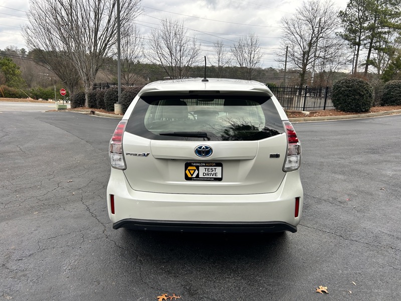 Toyota Prius V Three 2016