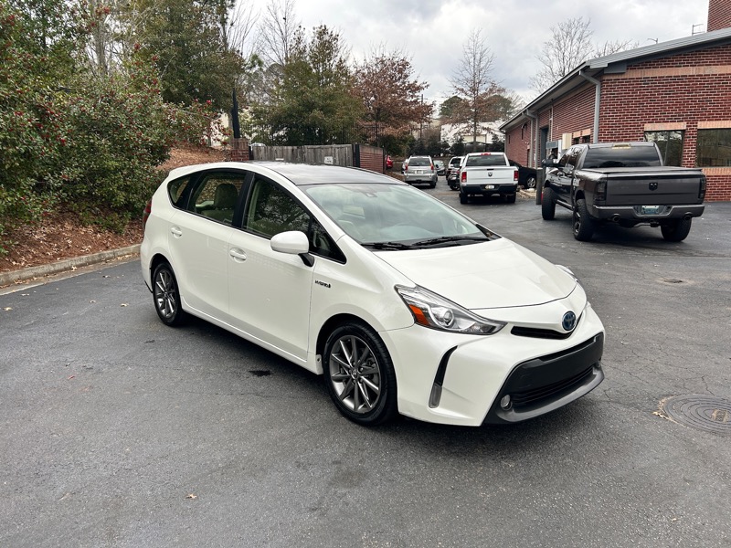 Toyota Prius V Three 2016