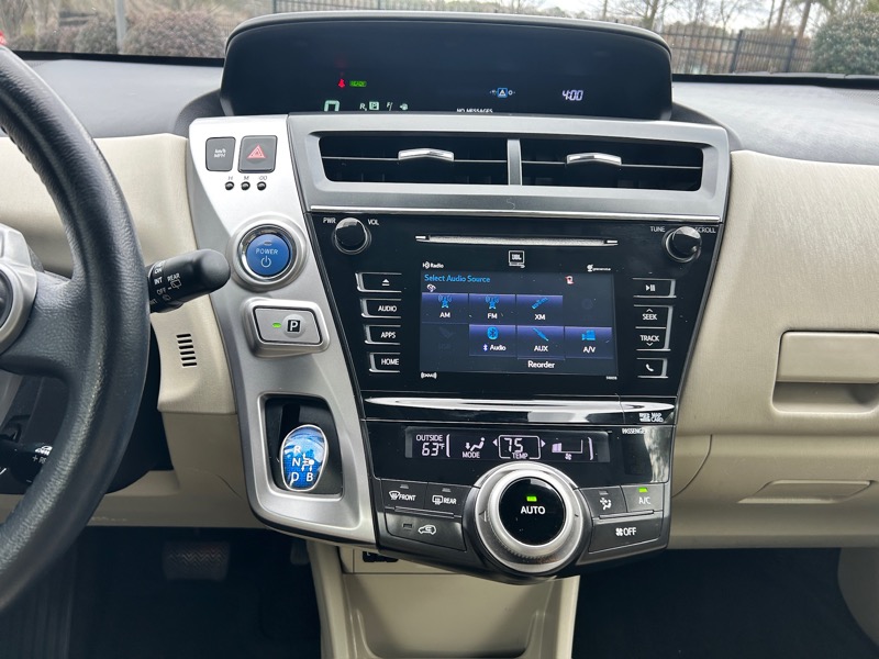 Toyota Prius V Three 2016