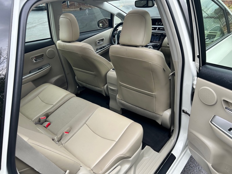 Toyota Prius V Three 2016