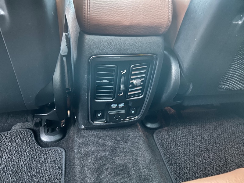 Jeep Grand Cherokee Summit 4WD 2015