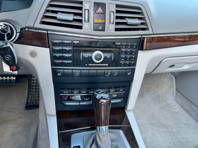 Mercedes-Benz E-Class E350 Cabriolet 2011