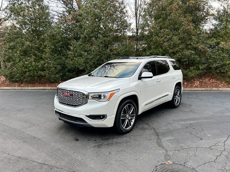 GMC Acadia Denali AWD 2017