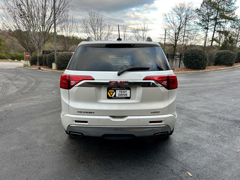 GMC Acadia Denali AWD 2017