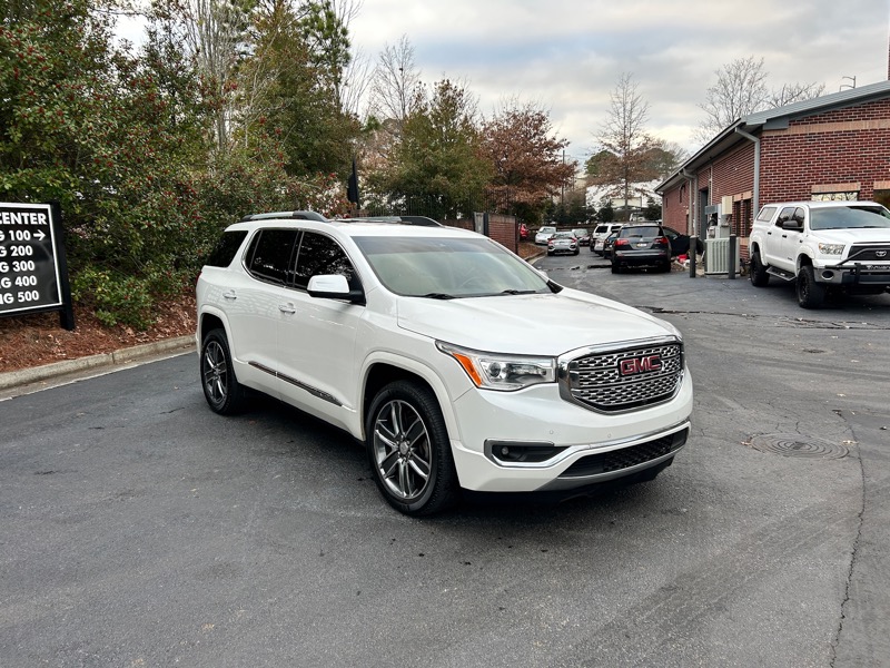 GMC Acadia Denali AWD 2017