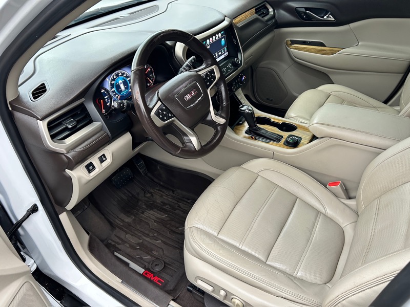 GMC Acadia Denali AWD 2017