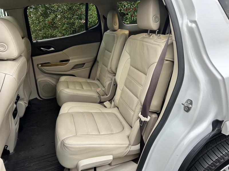 GMC Acadia Denali AWD 2017