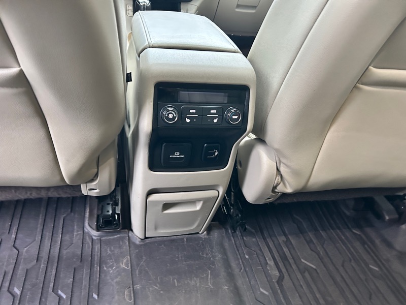 GMC Acadia Denali AWD 2017