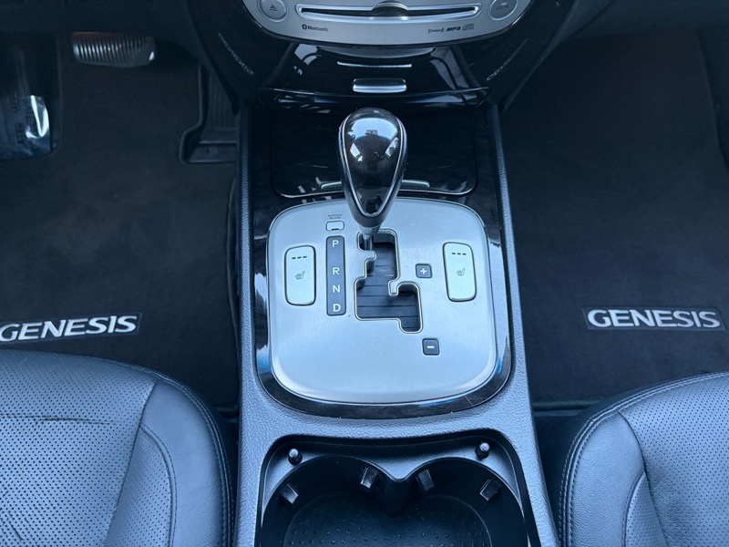 Hyundai Genesis 3.8L 2013