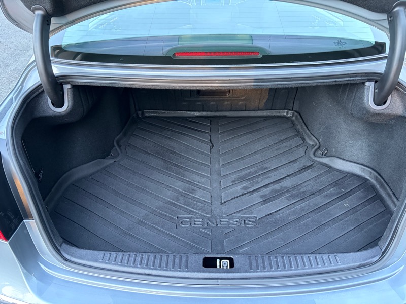 Hyundai Genesis 3.8L 2013