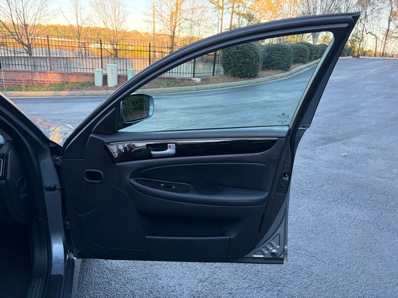 Hyundai Genesis 3.8L 2013