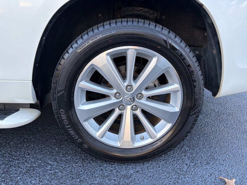 Toyota Highlander Hybrid Limited 4WD 2010