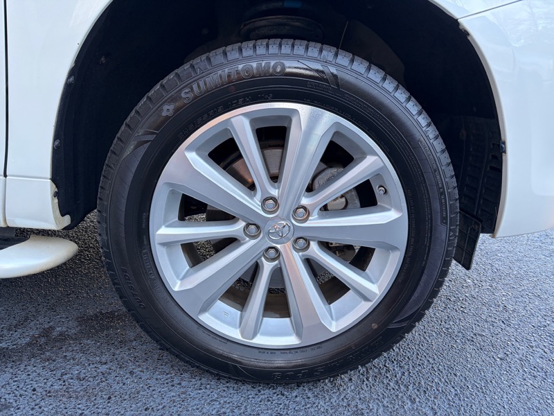 Toyota Highlander Hybrid Limited 4WD 2010