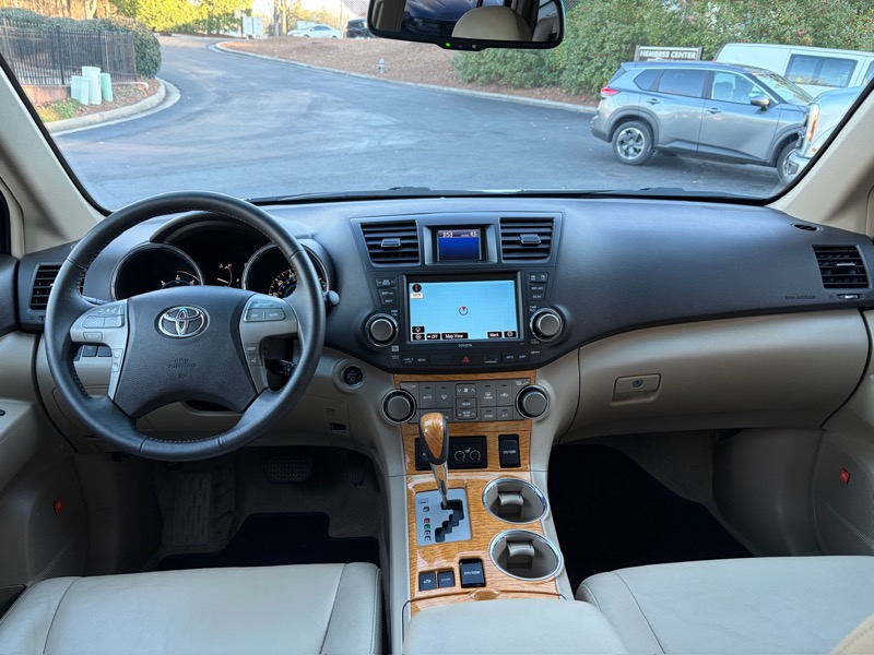 Toyota Highlander Hybrid Limited 4WD 2010