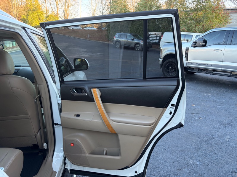 Toyota Highlander Hybrid Limited 4WD 2010