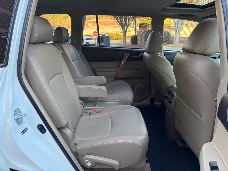 Toyota Highlander Hybrid Limited 4WD 2010