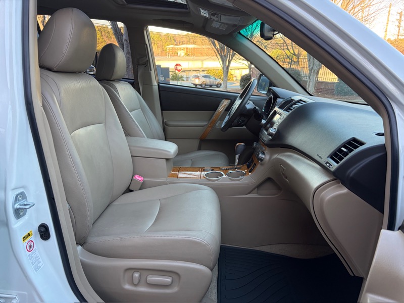 Toyota Highlander Hybrid Limited 4WD 2010