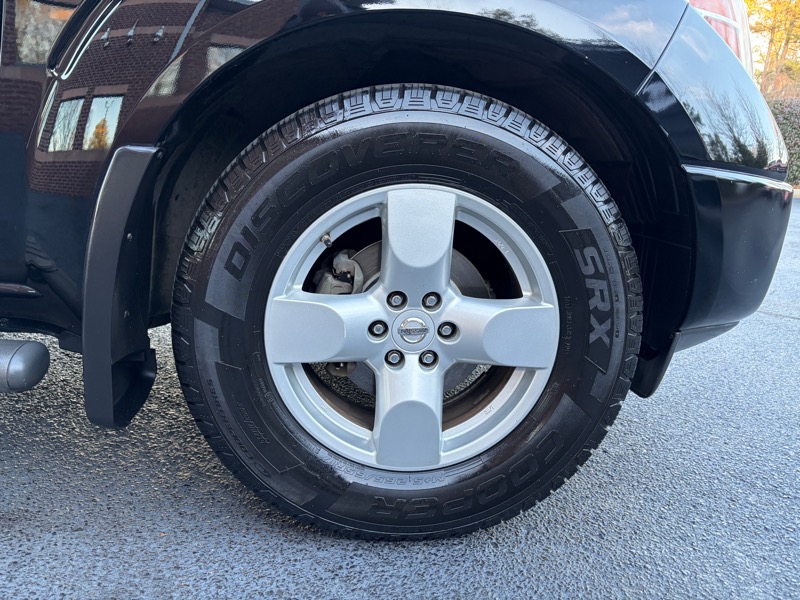 Nissan Frontier LE Crew Cab Long Bed 2WD 2007