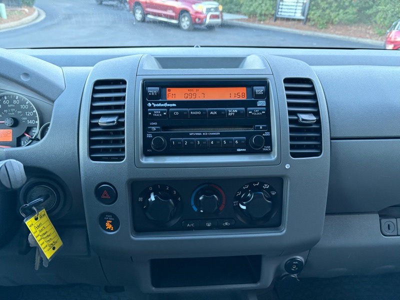 Nissan Frontier LE Crew Cab Long Bed 2WD 2007