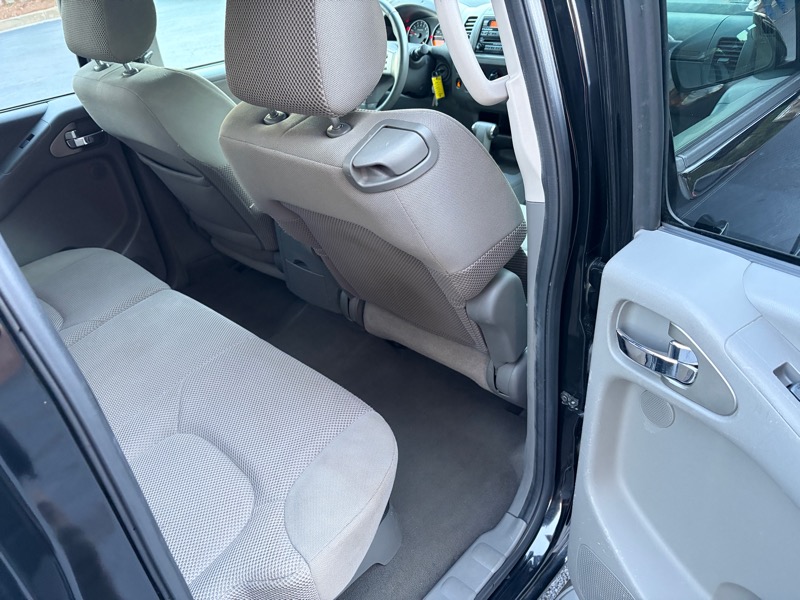 Nissan Frontier LE Crew Cab Long Bed 2WD 2007