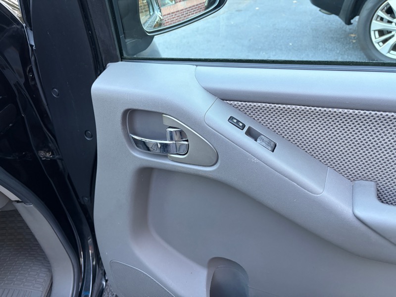 Nissan Frontier LE Crew Cab Long Bed 2WD 2007