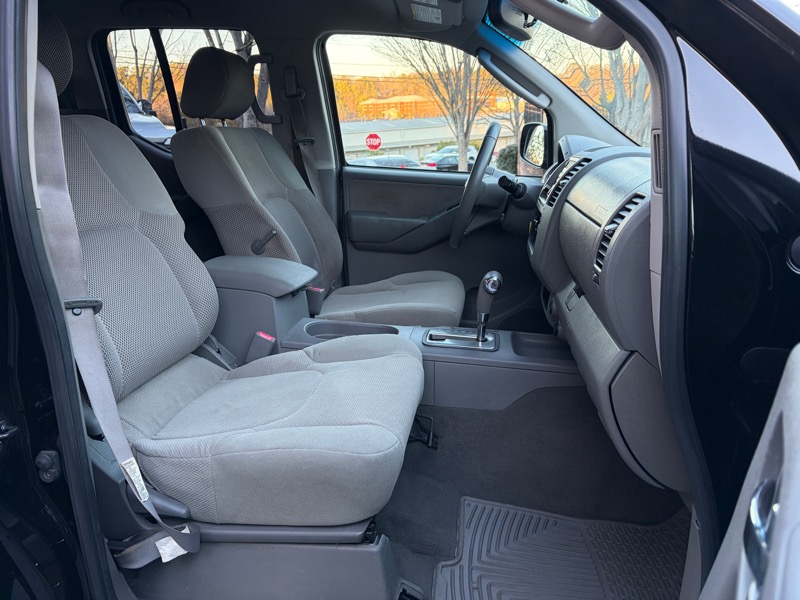 Nissan Frontier LE Crew Cab Long Bed 2WD 2007